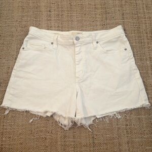 Universal Thread White Denim Jean Cut Off High Rise Midi Shorts size 10 / 30